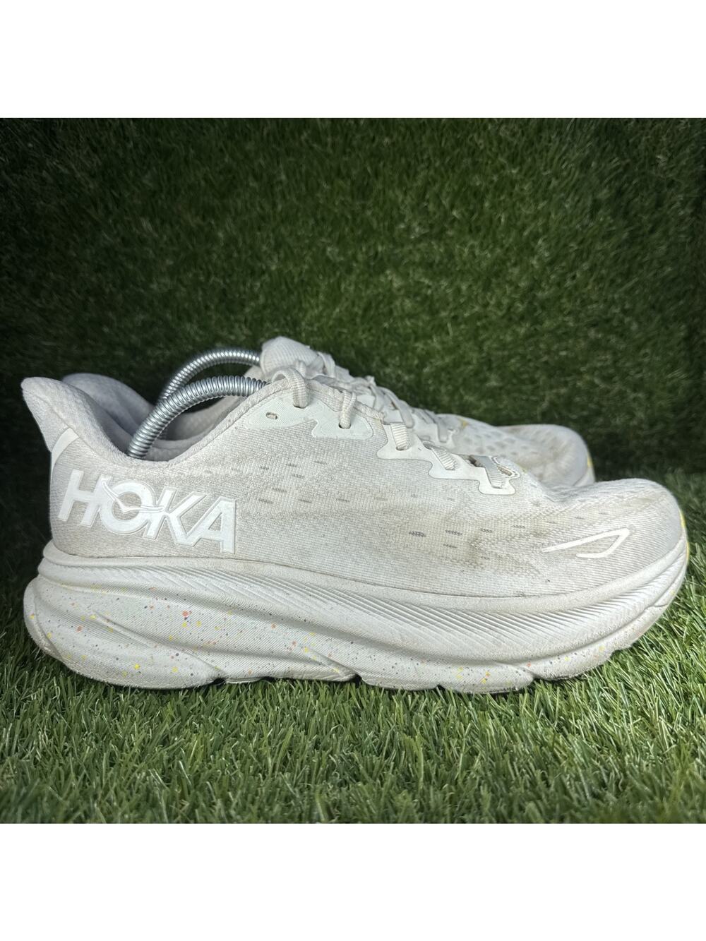 Hoka One One Womens Clifton 9 1127896 WTL White Running Shoes Sneakers Size 11B